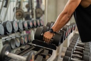 Wat is progressive overload en hoe pas je het toe?