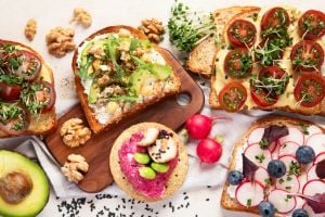 Wat is gezond broodbeleg? 12 voedzame opties