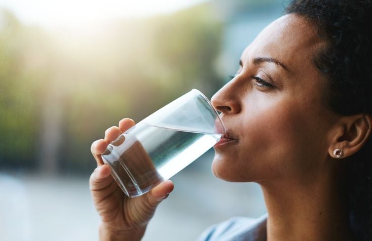 Hoeveel water per dag moet je drinken?