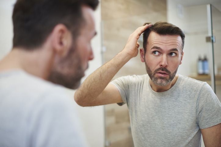 Help, ik word kaal (man)! 7 tips tegen haaruitval