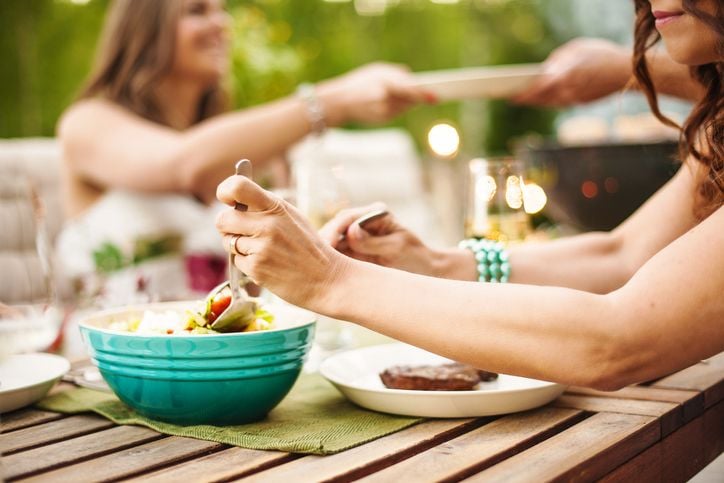 Zomerse gerechten: wat te eten met warm weer?