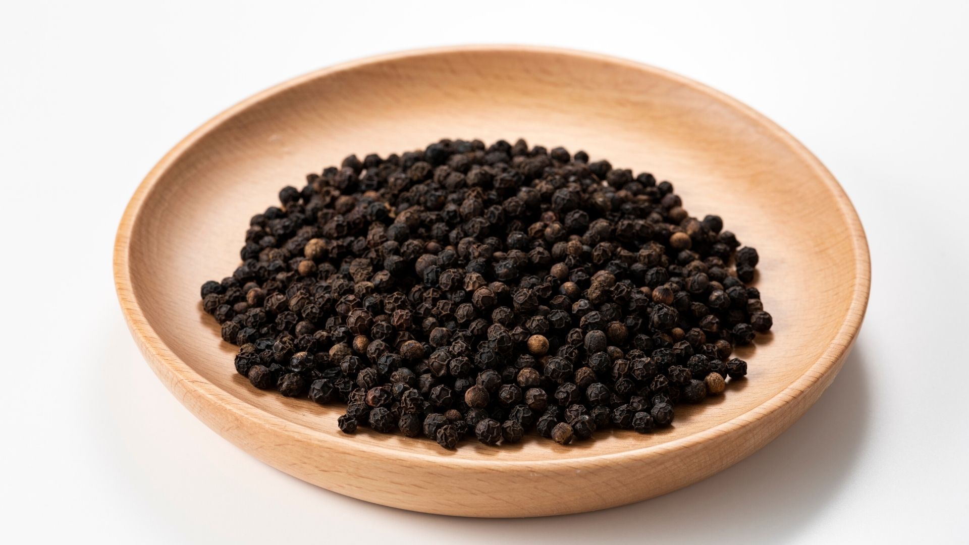 Kurkuma & zwarte peper: helpt zwarte peper bij de opname van kruiden?