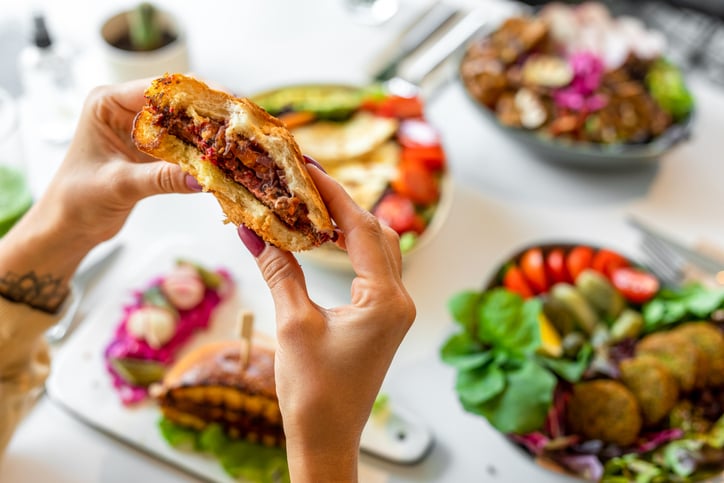 Veganistisch broodje met belangrijke vitamines