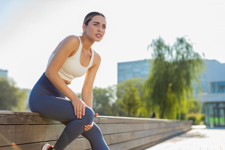 Vrouw heeft blessure aan knie