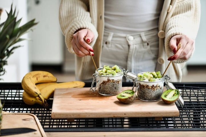 Plantaardige yoghurt met B12 en fruit
